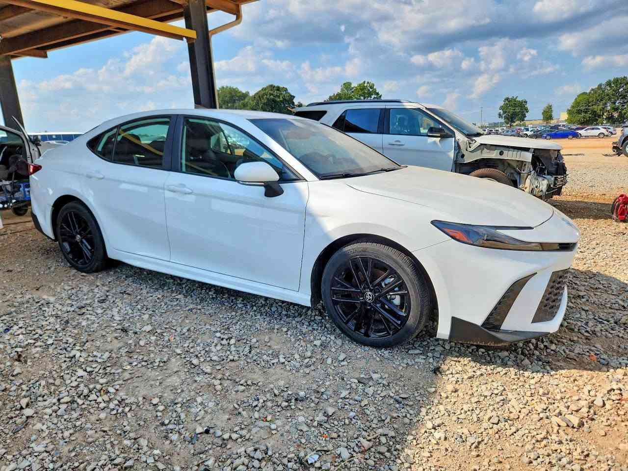 ✨ نشات للمزادات الامريكية ✨
تفاصيل المزاد :
🔹 تاريخ المزاد: 2026/9/30 الاربعاء
🔹 نوع السيارة: 2025 TOYOTA CAMRY SE
🔹 السعر : حسب المزاد
🔹 الضرر: مرفق بصور تفصيلية 
🔹 المسافة:  8,688 mi
🔹حجم المحرك : 2.5L 4
6-8-8-5-6-3-6-6
🔹 خدماتنا:
◀ استيراد السيارات من كافة الولايات الأمريكية.
🚢 شحن سريع إلى الوجهات التالية:
ميناء أم قصر ⚓
ميناء جبل علي 🚚
ميناء مرسين 
إقليم كردستان (من الإمارات) 📦
🤝 توفير وكيل خاص لتعقيب معاملات السيارات الحرة والمعوقين.
◀شراء قطع غيار من دبي 
🚘تصليح سيارات في دبي 
🚘عرض سيارات الزبائن 
📊 أسعار تنافسية تشمل النقل الداخلي والبحري.
📍 الموقع:
كركوك- شارع قدس فرع ماركت روما 🏢
🔹 للمزايدة على السيارات:
👀 يمكنكم زيارة المكتب للاطلاع على السيارات المتوفرة.
📝 نوفر كشفًا تفصيليًا للسيارات المتضررة يشمل تقريرًا كاملًا وصورًا، متاح للاطلاع في مقر الشركة.
⏰ أوقات العمل:
يوميًا من 4 عصرًا إلى 12 منتصف الليل.
❌ عطلة المزاد: يومي السبت والأحد.
📞 للتواصل:
📱كركوك  : *********** 
📱كركوك  : ***********
TikTok: https://www.tiktok.com/@nashat_cars?_t=ZS-8t0UWWlL5JS&_r=1
🌟 نتشرف بخدمتكم وزيارتكم

نص مكتوب في الصور:
- 68886363X
- 68856366