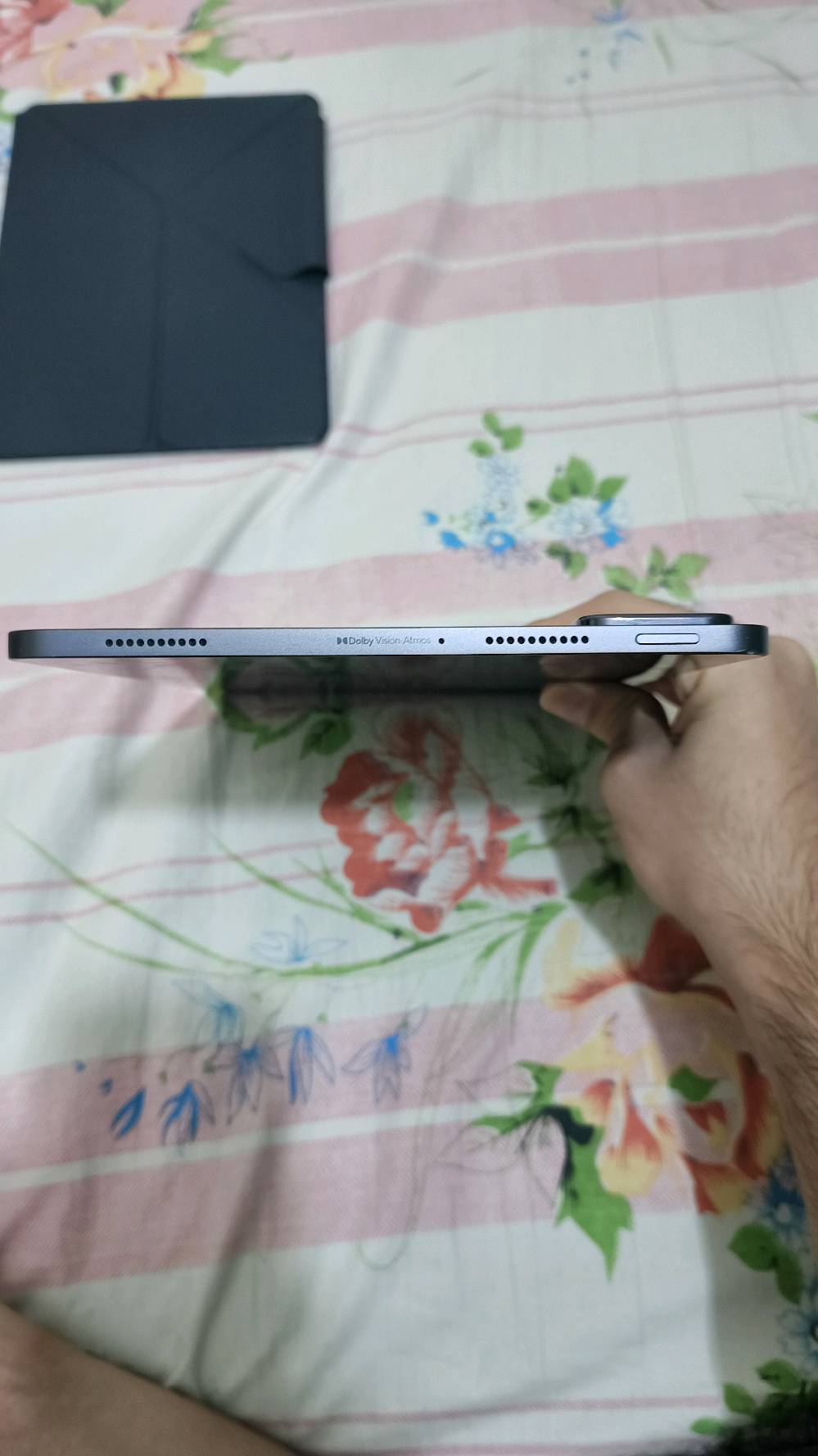 السلام عليكم
جهاز Xiaomi pad 7
المواصفات:
يشغل ببجي +90 فريم
شاشة: 144 هرتز دقة 3.2K
معالج: Snapdragon 7+ Gen 3
بطارية عملاقة 8850 ملي امبير نسبة البطارية 98%
ذاكرة التخزين 256 ، رام 8
ملحقاتة:
شاحن اصلي 45 واط
كفر مغناطيس (ملاحضة يلتسق على الثلاجة)😙
علبة الجهاز كاملة
السعر 450 وبي مجال قليل اذا تريدة ب400 التوصيل عليك واذا اتريد اقل من هيج لا تتصل
بغداد الشعب الجمعيات
رقمي ***********