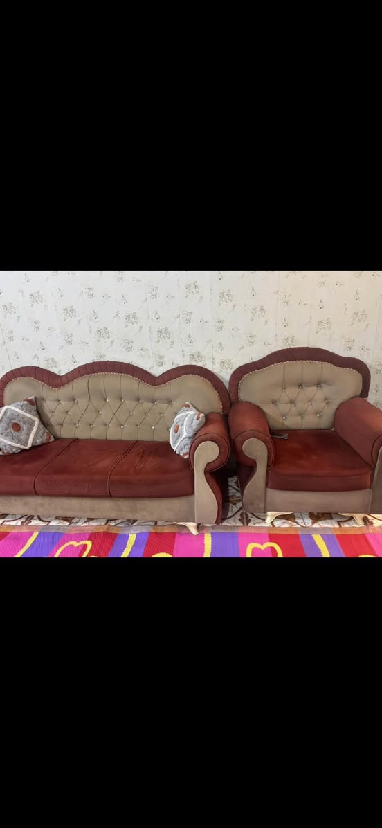 كنبة • للبيع
