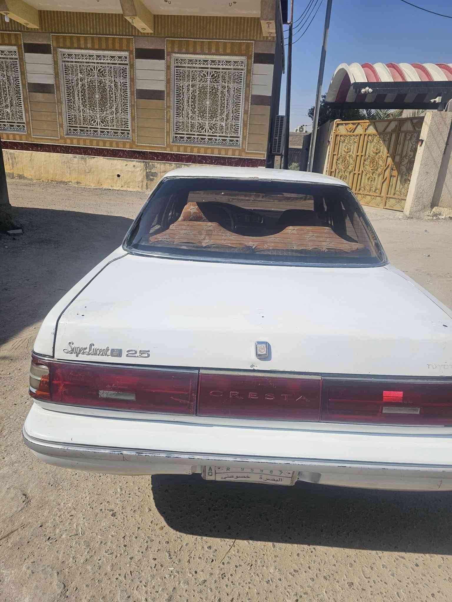 السلام عليكم بما انه سووك واكف ماكو بيع شعندك مراوس ادوات  تعال خاص
كرستا كصيف رقم بصره الماني مشروع وطني سنويته منتهيه شرط التحويل مكينه وكير ونجي حلوات حدادته تخم تايرات كهربئايته كله شغاله مكفوله من ضربه والكص ونقل جثه وعيب الشرعي سعر 35 مراوس بدوات بدوات مكان سياره بصره فضاء المدينه
