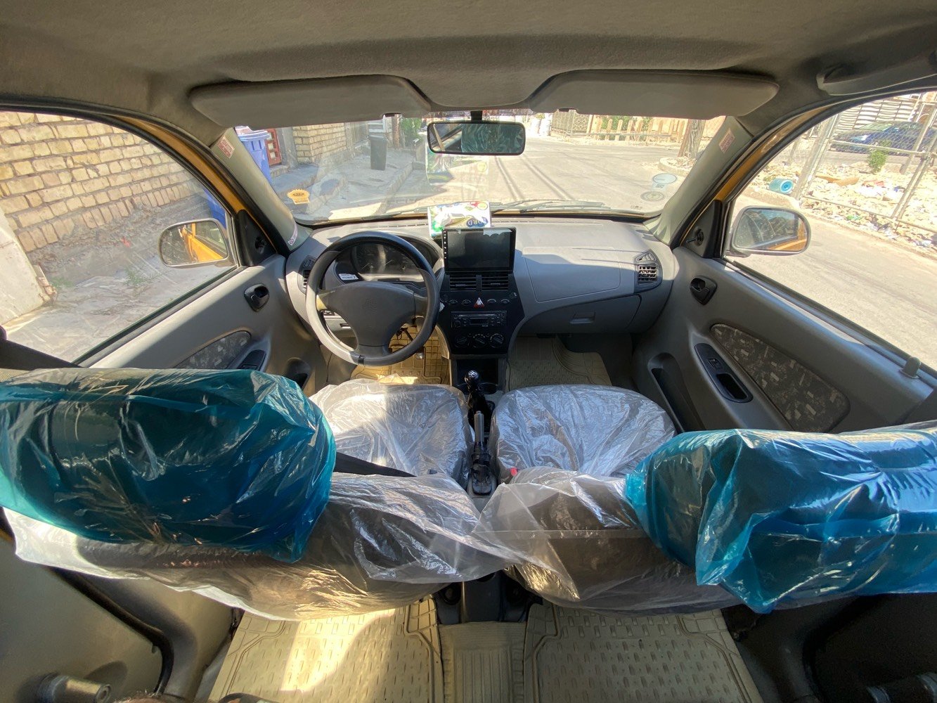 طيبة موديل 15 مكينة كير خير من الله تبريد ثلج سيارة مابيها شي مصفرة هيئة سيارة باسمي سعرها 32 بيها مجال 
.
***********