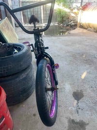بايسكل bmxللبيع السعر٧٥وبجي. مجال متواجد خاص ورقم07856512641