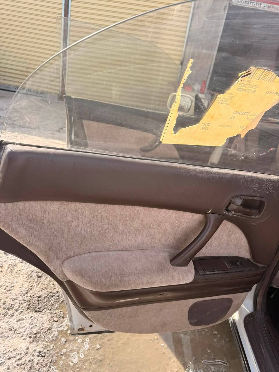 السلام عليكم للبيع بطه متصل موديل 95 مكفوله كص نقل جثه اصوليات رقم واسط انكليزي سنويه ال 31 باسمي تحويل جاهزه
 مكينه كير حداديه سياره حلوه 
السعر 40 وبيها مجال مكاني ناصريه استفسار اكثر اتصل ***********
ا

