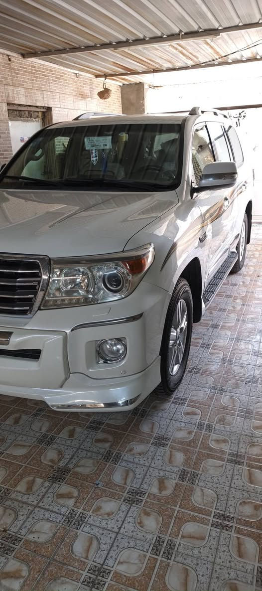 الاتصال(٠٧٧٢٥٣٩٢١١) *********** السيارة بأسمي تم تجديد السنوية قبل شهرين ٢٠١٣ مكفولة
