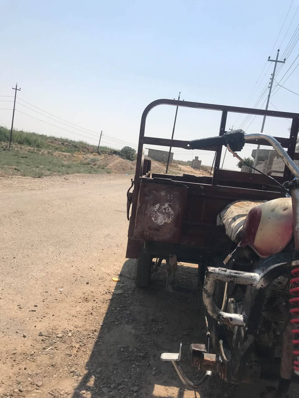 ستوته لبيع محرك شرط  الكشر شوف العين بيه اكسل خارط يعني ماتمشي السعر ٣٠٠ وبيه مجال مكاني مكشيفه شوف الفيديو قبل ماتتصل الشراي يتصل ***********
