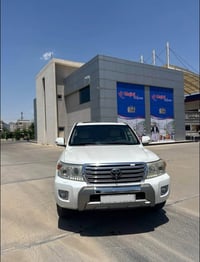 لاندكروزر VXR • ٥.٧ • ٢٦٤٠٠٠
