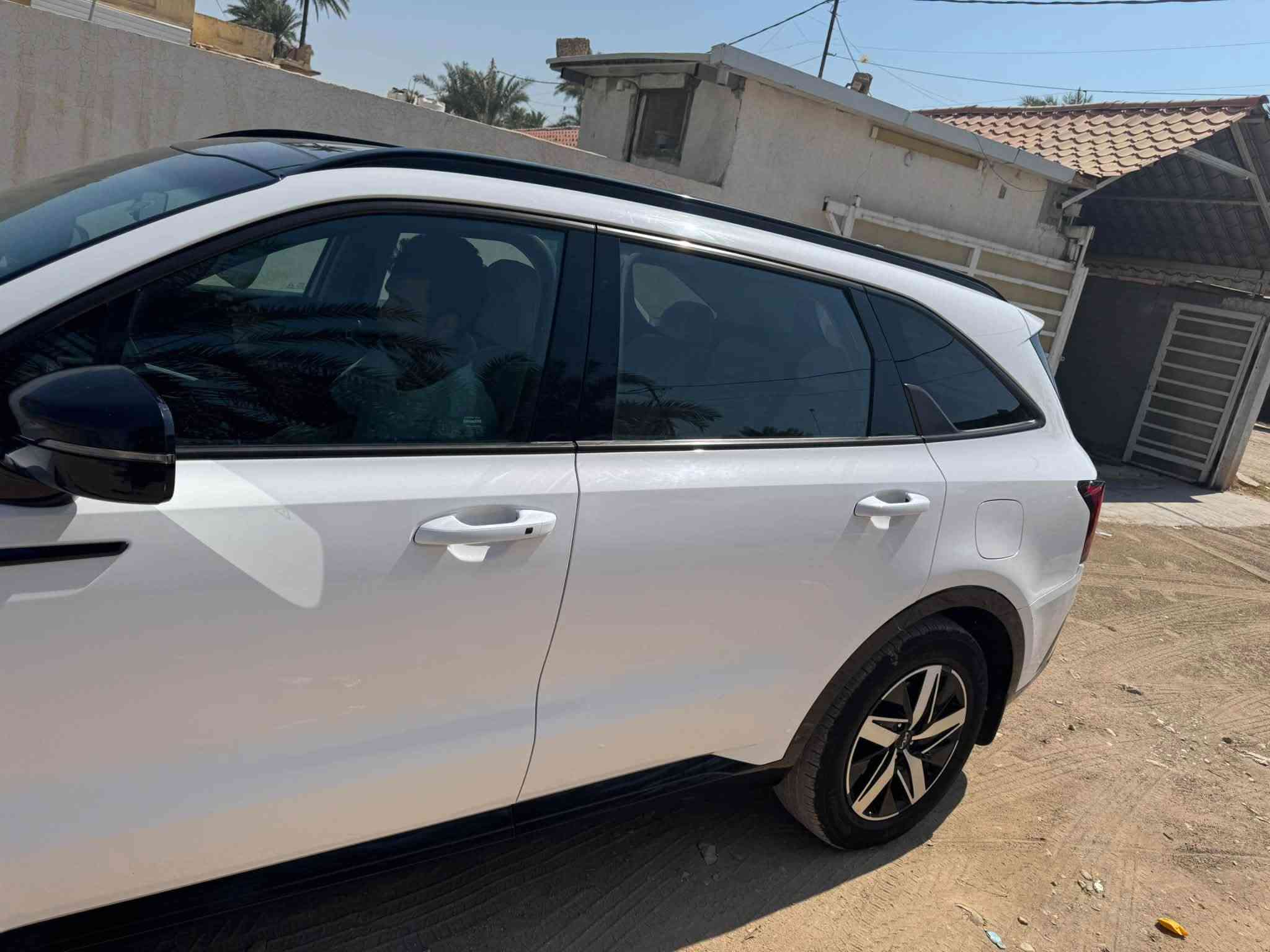 سلام عليكم سورنتو موديل 23 رقم بغداد بسمي 
4 سلندر 
مكانها واسط صويره
مكفولة كلين سعرها 240
مواصفاتها واضحه بالصور 

رقم الهاتف 
***********
