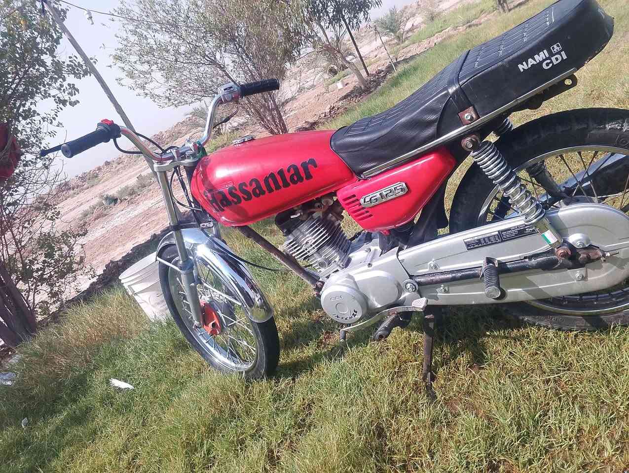 سلام عليكم دراجه انتنس كلك مفتوحه بستم دراجه جاهزه وحلوه سعر325 مكانك غراف ***********
