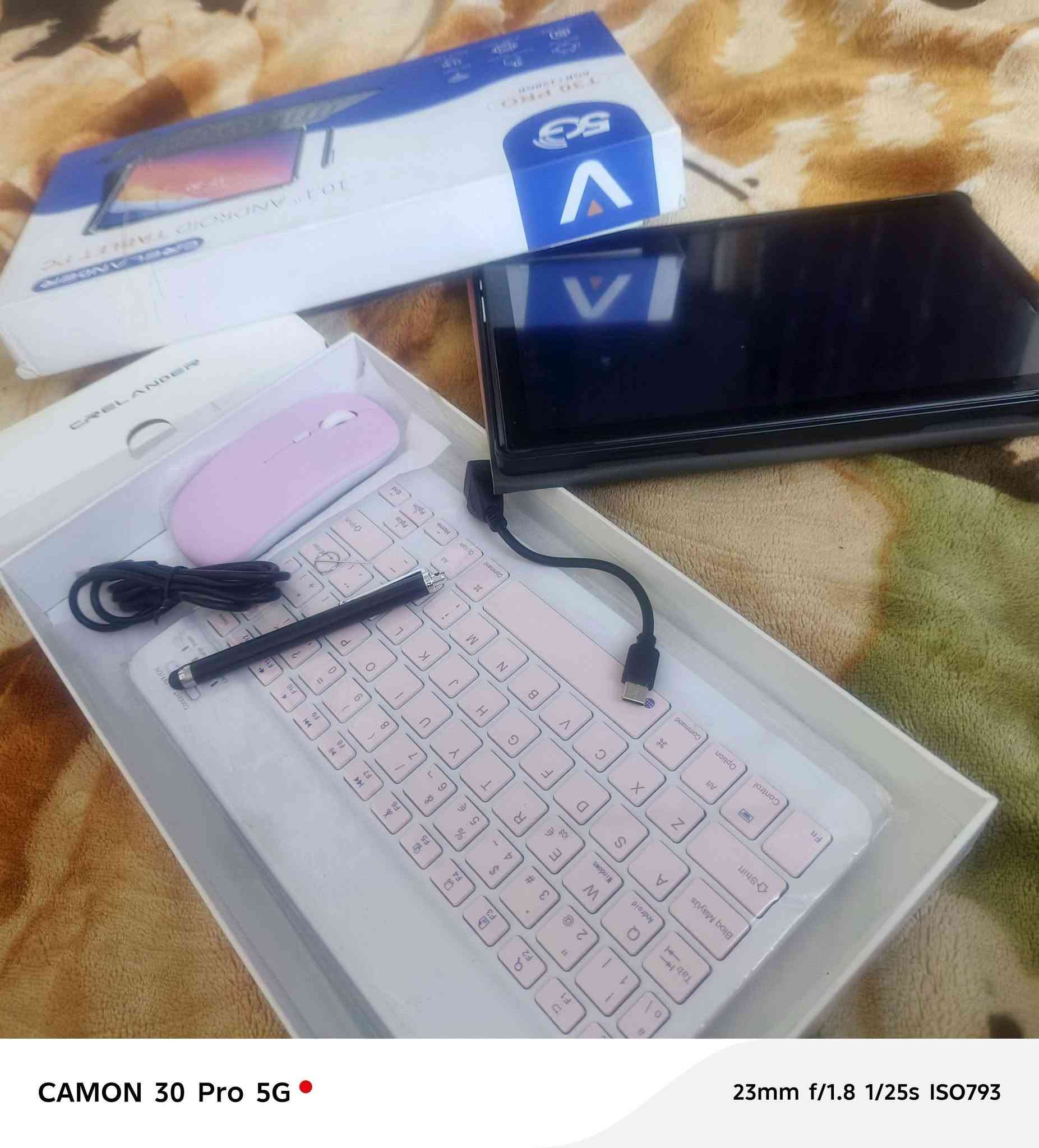 تابلت كريلاندر T30 برو • ١٢٨ جيجا • كيبورد ماوس قلم