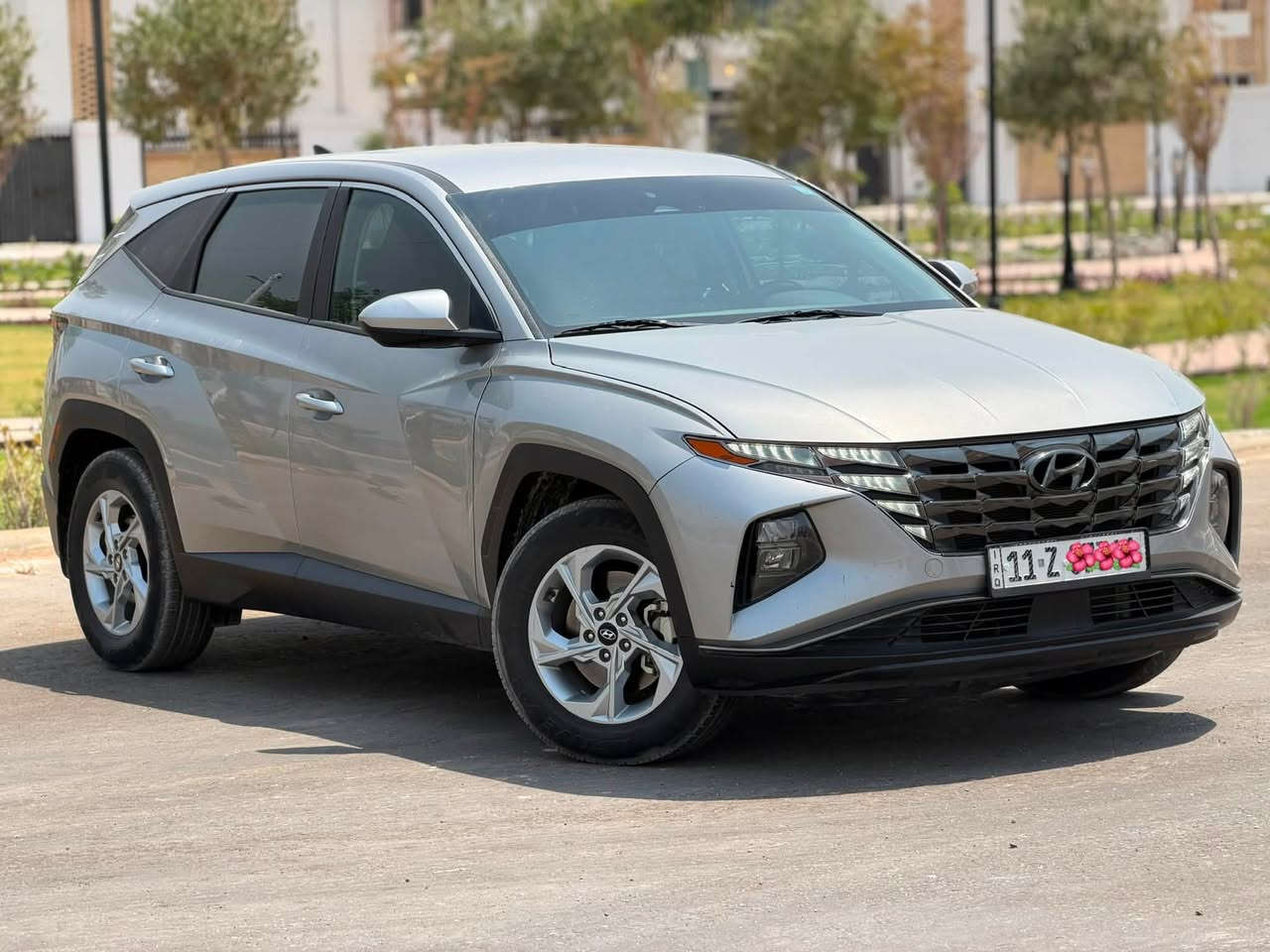 توسان موديل 2023 وارد امريكي
رقم بغداد باسمي السنوية لل 2030
اللون سلفر
محرك 2500 cc تنفس طبيعي
كير 8 سرعات AT
مواصفات SE
رادار امامي وخلفي
نقط عمياء بالمري الجانبية
مانع تصادم 
قيادة ذاتية
تحديد مسار
سايد بريك كهرباء
اوتو هولد auto hold
اوتو ستارت auto start 
نظام المنحدرات
سستم صوت Jbl club 652 SQ
مضخم صوت Jbl stage 122
ثلاث انظمة قيادة نورمال وسمارت وسبورت
شاشة نظام انرويد اوتو وابل كار بلي وايرليس
تبديل بنيد (و٣ قطع صبغ امريكا بدون حادث بدون تبديل) بدون دواخل شواصي ولغد وكير ومحرك كفالة
السعر 172 وبيها مجال
مكان السيارة كربلاء
***********
