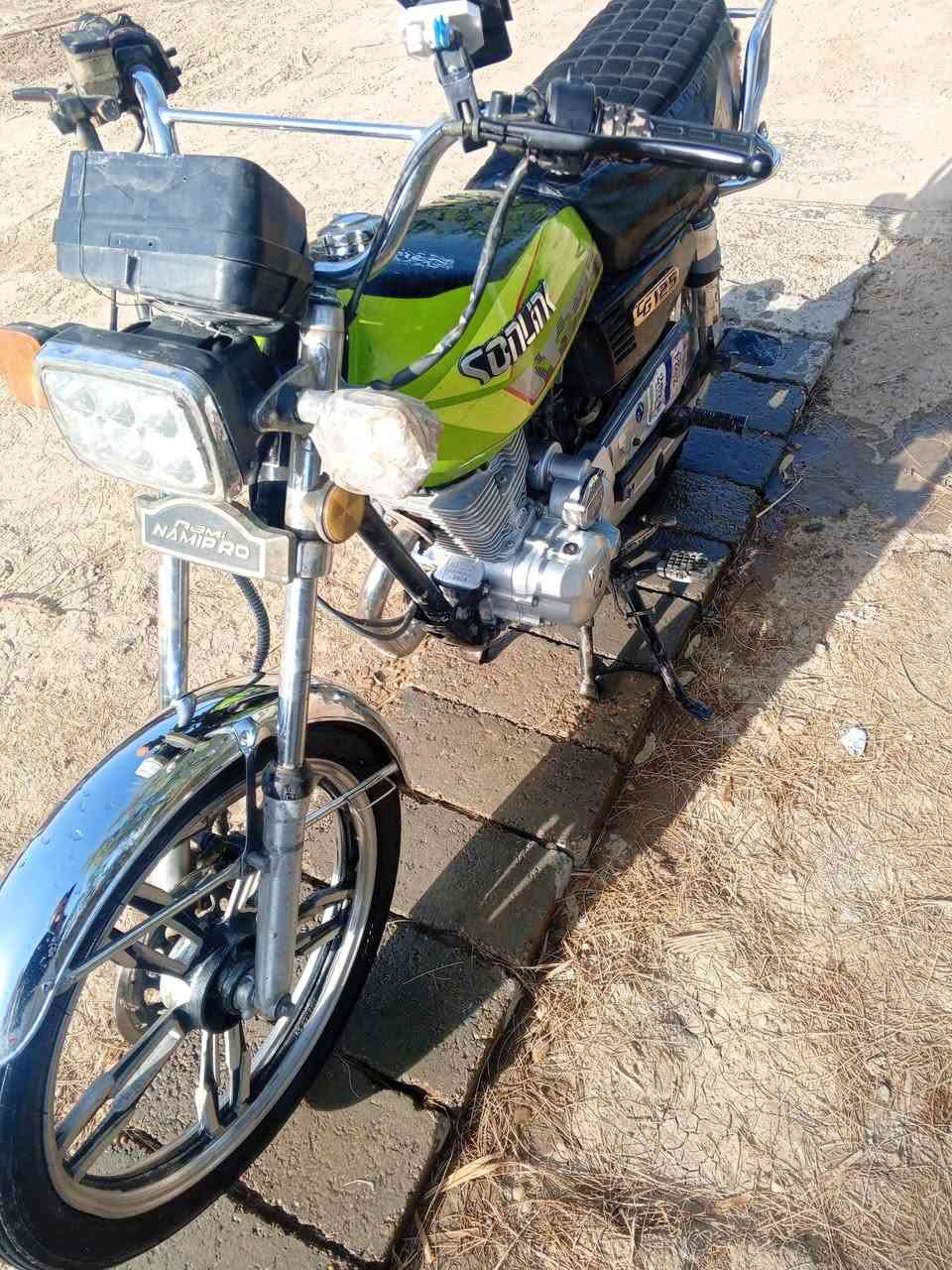 سلام عليكم دراجه للبيع موديل 20 نضيفه محرك صبانه ما ممدود عليه لا تنقيص لا نضوح لا تبخير كهربائية كله شغله سلف هندر بي وقت بس فقت رايدله اشاير فقط دراجه شلعه ومعدل سعر 450 وبيه مجال مكاني ناحيت الرشيد غريب ع سريع الجديد  *********** واتساب

