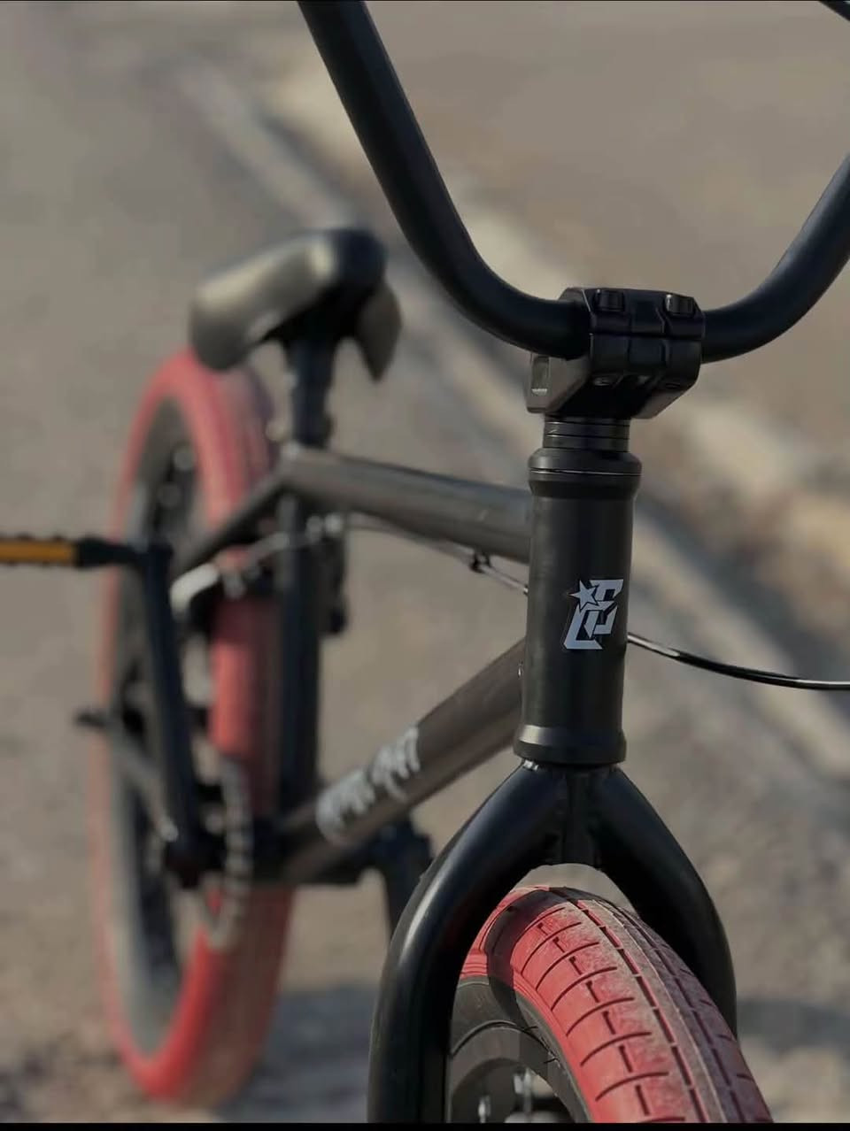 للبيع BMX ماركه سترانجر
فول بولبرن
السعر 160 الف 
مكاني بغداد مدينه الصدر
توصيل موجود
واتساب ***********
