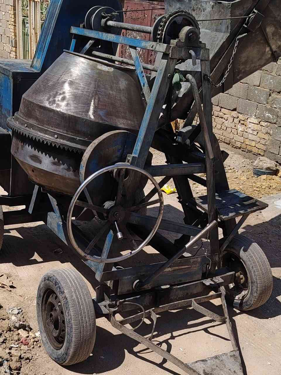 خباطه للبيع جاهزه للشغل ***********
