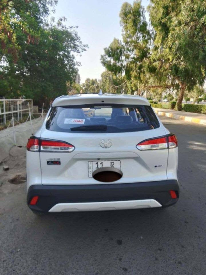 تويوتا كورلا كروس 2026 الشكل الجديد
زيرو رقم بغداد بأسمي فول مواصفات 
نوع المحرك : 2000 cc
4سلندر 
فتحة سقف (سلايت)
مقاعد جلد 
كرسي كهربائي
حساسات أمامية وخلفية
شاشة تحكم ديجتال
اضاءة أمامية  وخلفية LED , مع كشافات ضباب
دخول ذكي بدون مفتاح
سعرها 31,500 مليون 
مكانها البياع 
***********

