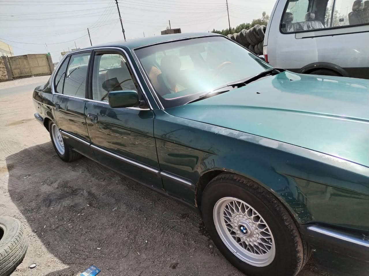 البيع او مراوس حسب القناعه
سلام عليكم سياره بي ام حجم 735
BWM
مديل ٩١
جراد بلادي بيهه طخه بجاملغ الخلفي 
نقصهه دعاميات فقط 
تبريد ليك 
كهرباء كلهه شغاله 

كفاله كير مكينه اكسل 
تخم تاير 
تحويل وكاله 
ترايك وين متريد
السعر ٣٥بيهه مجال //***********

