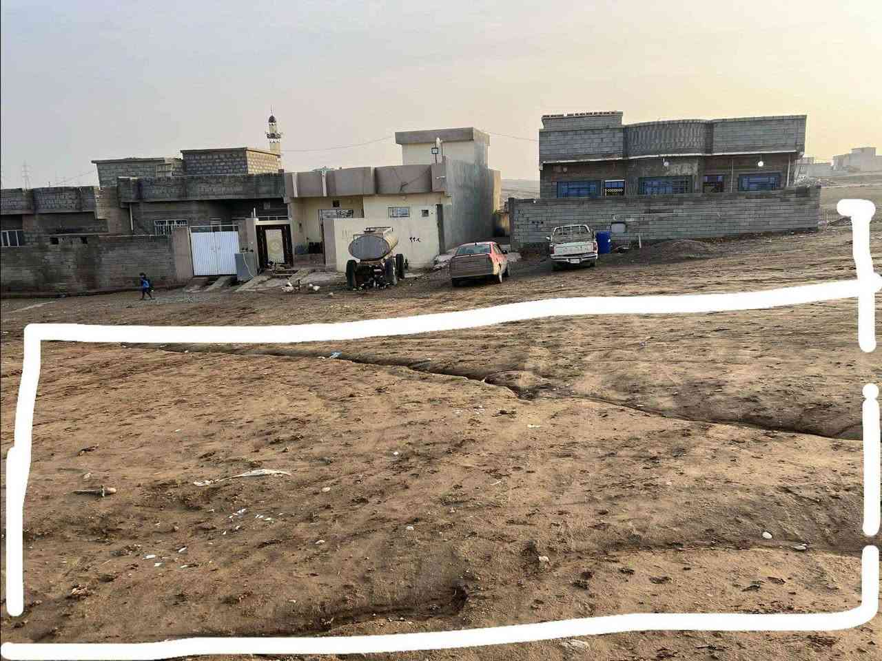 أرض للبيع مساحه 130 متر 

سند زراعي نموذج 25 بيها كارت بلديه

موقع الارض بل قوسيات غرب جمعيه الزراعه

سعر الأرض 9 مليون وبي مجال
التواصل 
***********
