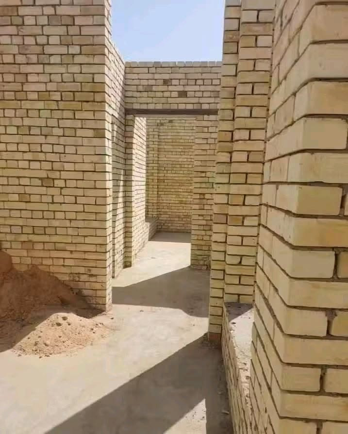 اي شخص يحتاج خلفه يومي كطعي تصال***********
