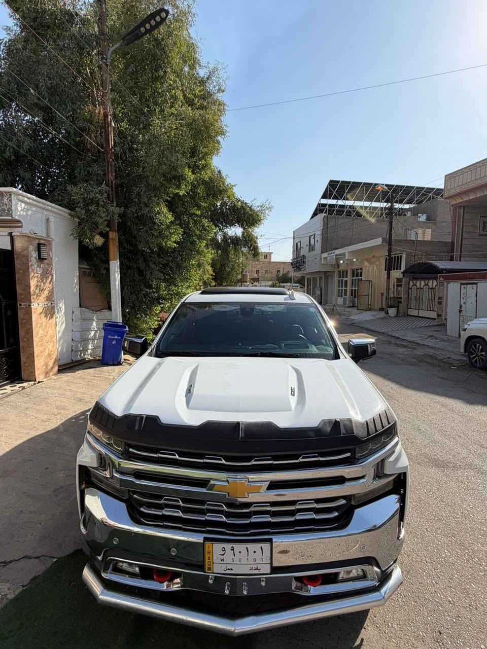 السلام عليكم سلفادور موديل 20 محرك 6200 رقم بغداد ماشية 70 الف ضربتها خفيفه مثل ما موضح في الصور سعرها 220 وبيها مجال الاتصال على الرقم. ***********.(***********
