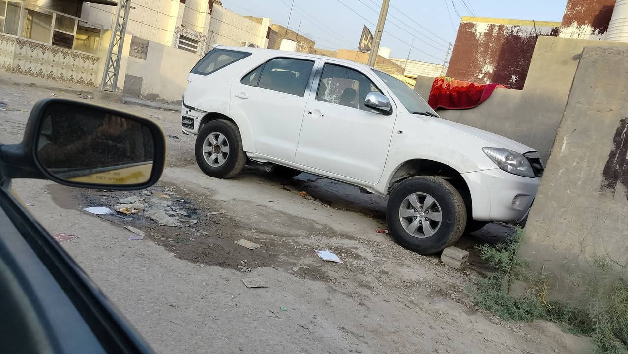 ٢٠٠٨ • ٤ سلندر • سلندر مكسور