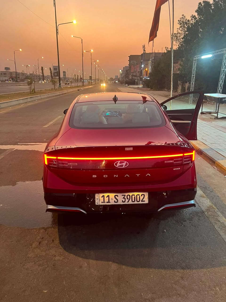 السلام عليكم سوناتا 2025
مكفوله كفاله عامه عدا بيها جاملغ وباب بيها صبغ قليل باب وجاملغ الاماميات السعر٢٠٠وبيها مجال قليل

سيارة بغداد حره 

باسمي 

المكان النجف الاشرف 

الرقم والاستفسار ***********
السيارة هايبرد
