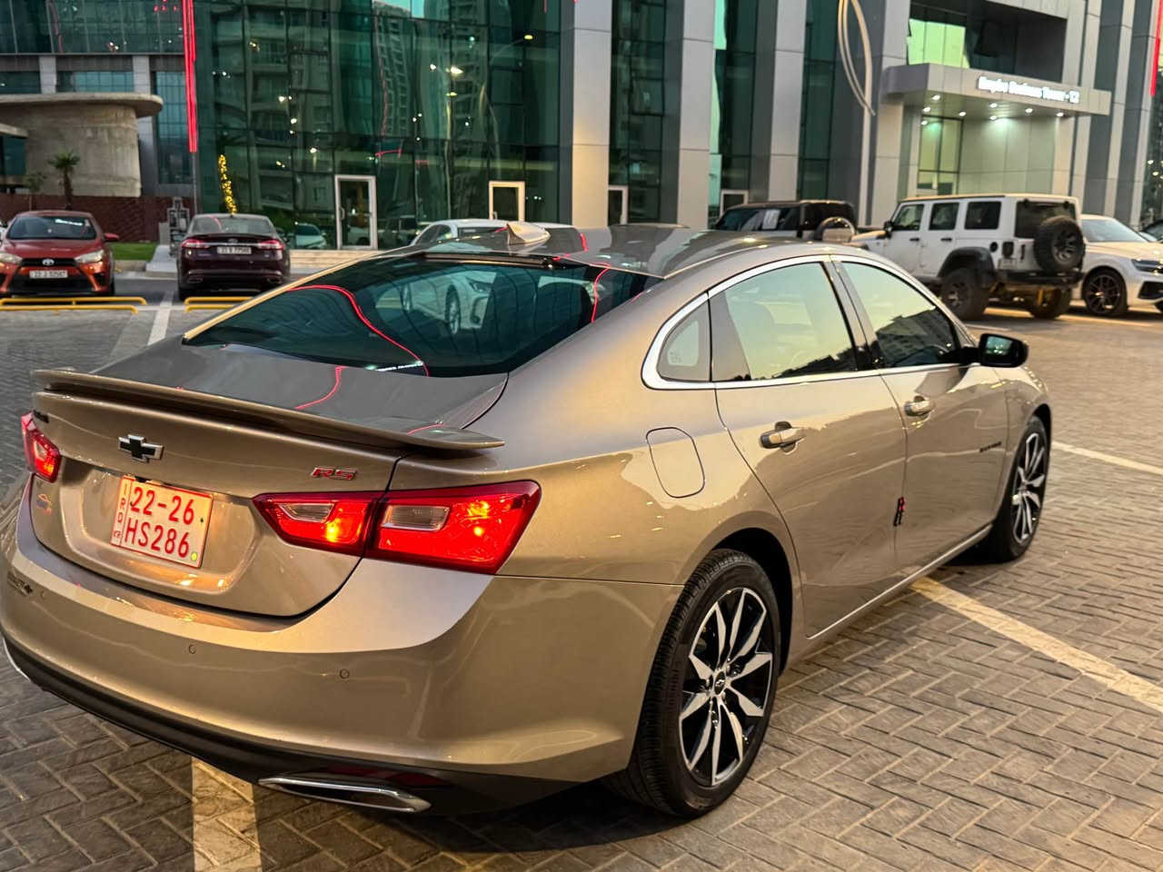 Chevrolet Malibu 2024
ماشاللة سيارة زيرو

مواصةفات RS
ماشى 3000 
شاشة كبير بسمة شغال

رادار كوشنات كهرباى
كاميرا حاسة خلفى
ويل كروم كبير بيلادى

محرك 1.5 توربو

سيارة بجم وخلف كپس 
ارباگات كل سليم %100 بيلادى ما طاق

بس جاملغين سبغ شفت رقم شانصى
سيارة مابى نقص جاهز 
رقم كاتى شرط ترقيم شيمالى
عنوان اربيل
سعر بلاش 119 
***********
*********** أربيل, العراق

