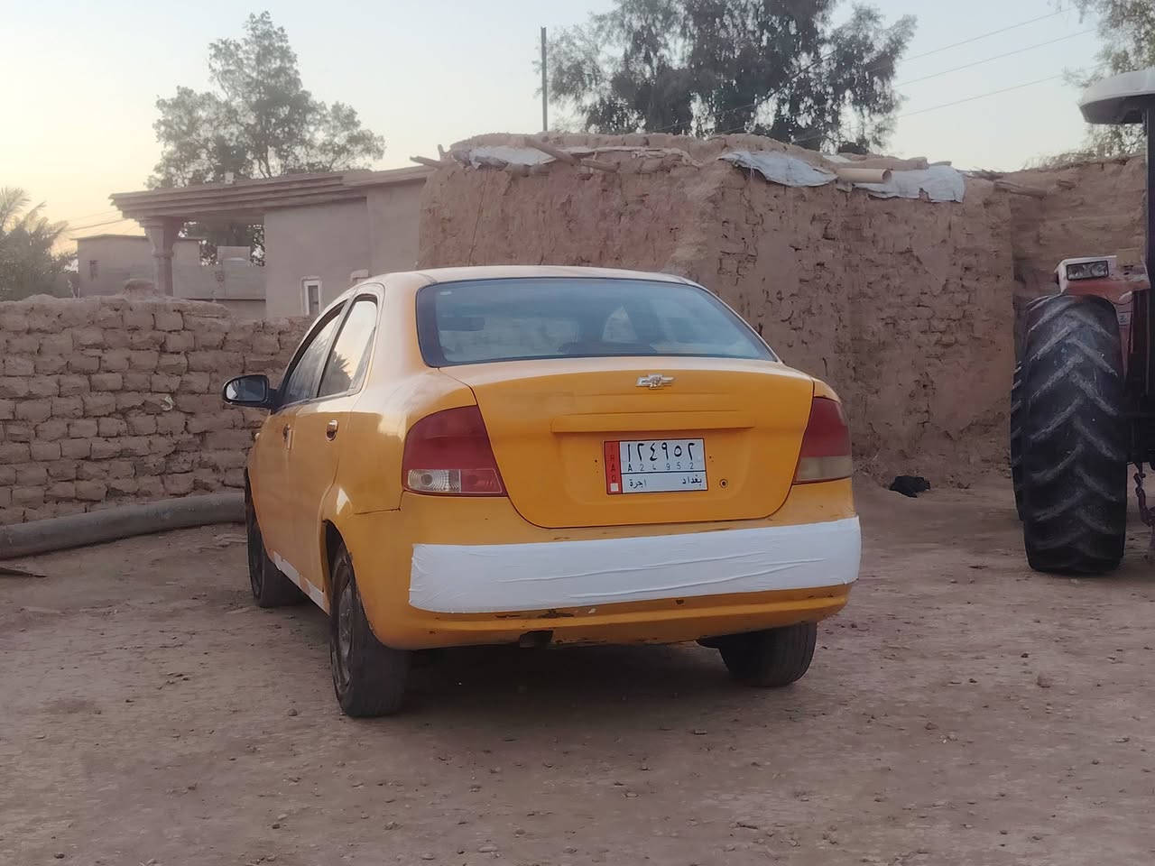 سلام عليكم للبيع اڤيو 2006 سيارة ماندل راعيهة او سنوية بل نقابة ابيع هاذة الموجود محرك كير صدر شرط سيارة حلو او جاهزة سعر 18 مكان كركوك حويجة ***********

