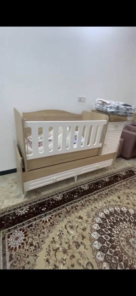 سرير اطفال
نظافه ٩٥٪؜ 
جديد استخدام قليل كلش
المكان بغداد الجديدة 
السعر ١٧٥ الف 

للتواصل
***********
***********
