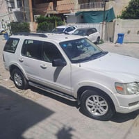 اكسبلور 2010 للبيع العنوان بغداد العامرية للأستفسار 07718036339
