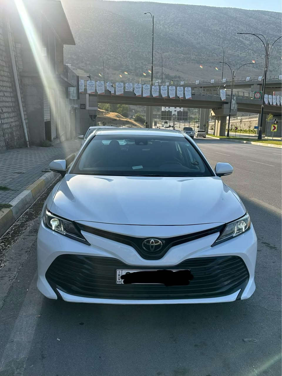 Toyota camry 2019 le clean title 
95 هه زار رؤيشتووه 
دعامى بو دعامى به شه رت 
كلين تايتل 
گير و مكينه به شه رت 
رقم و سنوى نوى يه 
سعرى ١٨٨ $ كه ميك مجال 
                        ☎️ *********** أربيل, العراق

