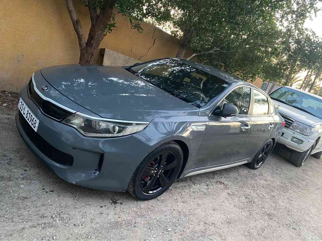 اوبتما هايبرد موديل ٢٠١٧ لون سمنتي فول  مواصفات عدى فتحه سياره جاهزه مناقصها شي تبريد ثلج محرك ٢٠٠٠ gdi مع محرك كهربائي الشلعه وتعجيل فول نشاط بطاريه جيده  اي نقص مابيها مري شفط بوابات تهويه اماميه تفتح وتنسد اوتو سياره كامله كمله حادثها طخطخات مال امريكا ومصبوغه تغير لون لونها القديم رصاصي طوخ مصبوغه سمنتي تكم شواصي تفاصليها كلها تمام مكفوله من كص وضربه قويه *********** بغداد, العراق

