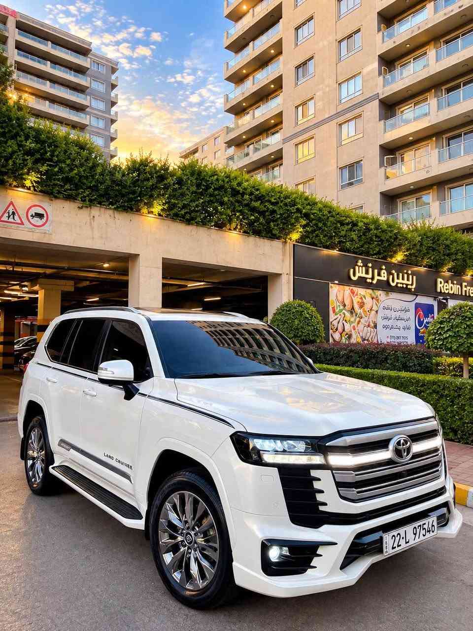 TOYOTA Land cruiser 2024 Limetd
‏48,000 KM📦
🔻ارخص سعر بكل العراق  سعر  668$
        GX.R  ليمتدت
*********** ☎️
‏‎سنة ال‎ضمان شركة SAS
كل غراض بلادي موجود
٥ كاميرا 
ماشييه 48 الف  كم 
‏‎المواصفات :
- محرك 6
‏‎- فتحة سقف ( سلايد ) 
-٣ شاشات 
- شاشات ترفيه خلفية
‏‎- مقاعد جلد 
‏‎- مقاعد كهربائية 
- مقاعد امامية تبريد 
- ⁠تبريد وتدفئة امامي خلفي 
‏‎- بصمة الابواب 
‏‎- صندوق كهربائي
‏‎- مصابيح LED و زينون
-7 راكب 
-شحن واير ليس 
-حساس امامي خلفي 
‏‎- حجم العجلات 20 inch 
مكفول كفاله عام كلشي مابيها بل باكيت

مكفولة كفالة عامة من الدعامية إلى الدعامية
‏‎ بدون صبخ .بدون بارد  ،بدون رصعات ،بدون حتى شخط
‏‎دعاميات هم بدون صبغ ،رمل مابي ،لحية بدون صبخ ..بقية كلها بشرط

محرك كير بشرط مامفتوح
‏‎سيارة حيل نظيفة كلشي عل بلاد لوك
‏‎سنوية زنكة كلشي جديد مدفوع لـ2030
‎‏‎باسمي السنوية بشرط تحويل و خرامة 
‏‎سيارة مابيـها دينار مصرف كامل من كل نواحي
رقم شيمالي 

نفسي يوم /تحويل و وكالة حاظر 
مكانك /داخل سليماني
☎️*********** السليمانية, العراق
