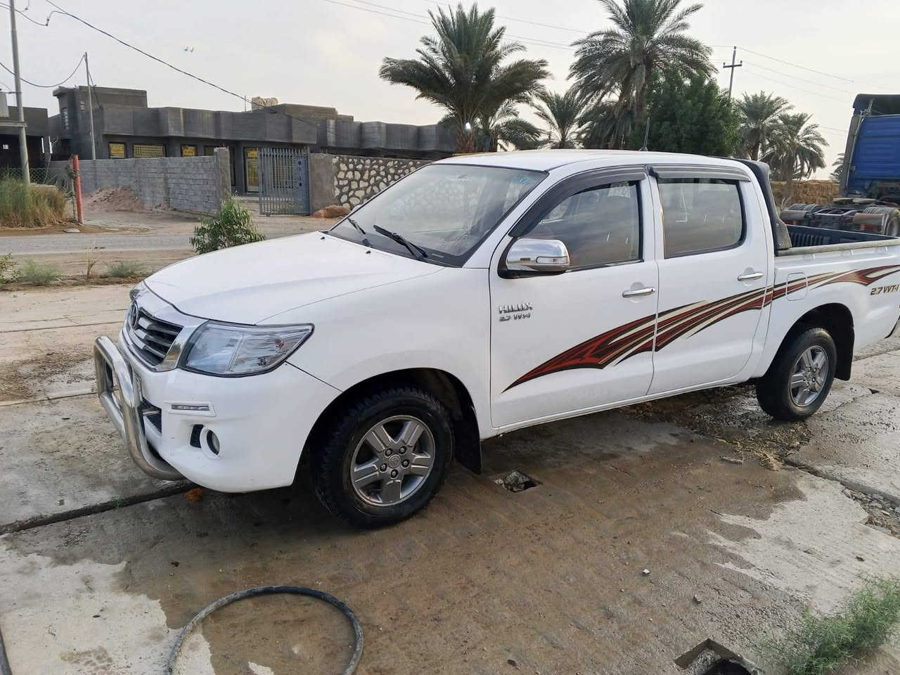هايلوكس • ٢٠١٤ • اوتوماتيك