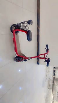 سكوتر شحن • بناتي • مستخدم شهر
