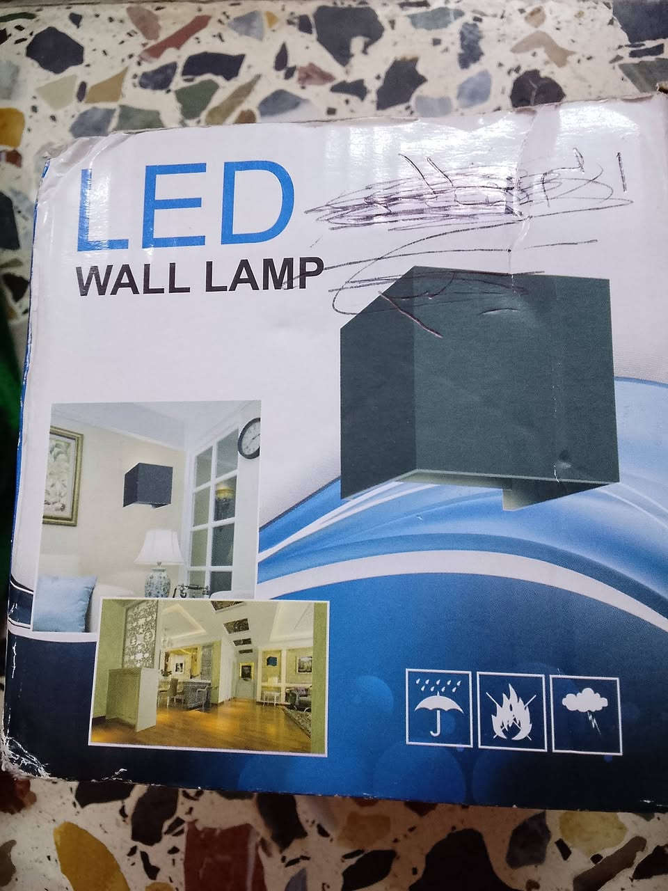 مجموعة أغراض • للبيع • كلمن