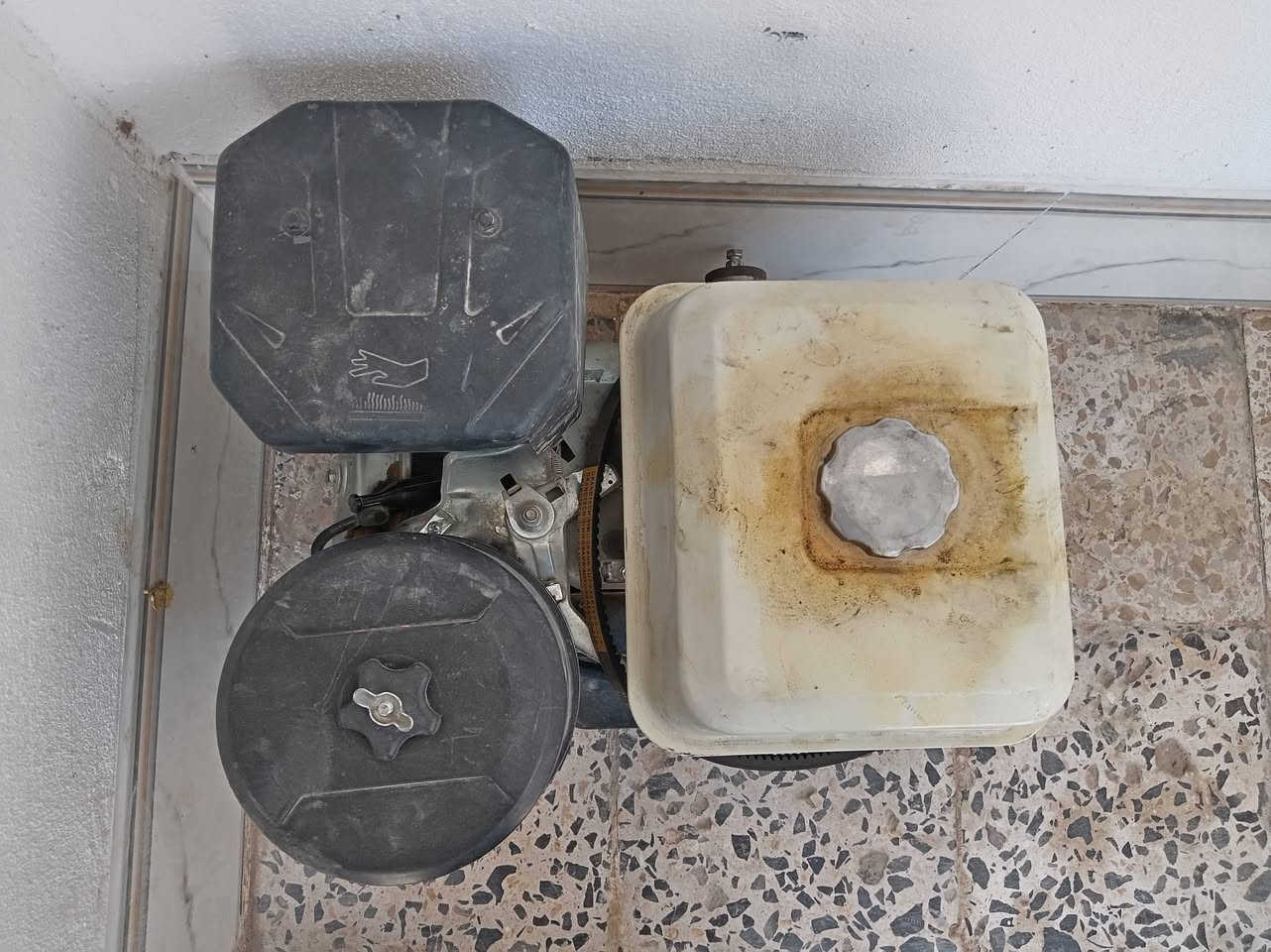 السلام عليكم ونج نجفي شغل رعد نظيف كلش اخو الجديد شرط الشغل والنظافة السعر خاص رجأ او الاتصال على الرقم ***********

