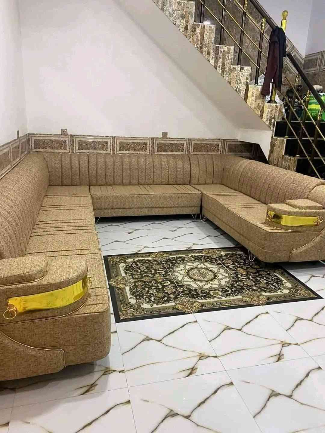 الدقه والامان  كل هذا وبأنسب الاسعار 🥳🥳🥳
ديوان ستندر 10  كوشات عدد 4هديه
 شغل مضبوط مع ضمان سنه  
قماش صوره
الهيكل چام روسي
الضهر  مضغوط
المقعد بلوك فقط 
رجل عظم عاج ورده ذهبي

المتر 65

#ديوان  10 مقاعد ب 355
............................................... 
#ديوان  9مقاعد  ب  325
.........................................
#ديوان   8 مقاعد ب  300
.........................................
#ديوان  7 مقاعد ب  275
.........................................
#ديوان  6 مقاعد ب  266
................................................ 
#ديوان 5مقاعد  ب225

قياس عرض المقعد 50صافي و 70لحد الحايط 

سعر المتر 65 بالنسبه للقياسات الخاصه
#سعر المتر 65الف للمتر الواحد

#اذا كان الطلب بلوك بلاويد للضهر والصفاح بدل المضغوط اضافه 100 الف 

#سعر كوشات الوحده 2500
#طبله ب 25 الف قياس 40/40

توصيل محافضات   القريبه 25 

سماوه ناصريه عماره 35 

بصره مركز 75

🌹للحجز راسل الصفحه🌹
قماش صوره
رجل نيكل

نص مكتوب في الصور:
- للقلب: ***********
- جودة، ذوق، وأناقة... كلشي يخص
- الأثاث موجود عندنا.
- اتصل الآن: ***********
- أثاث عصري + تصميم راقي = إيكون
- درابن للأثاث
- نصنع راحتك بذوق عالي وفن مبدع
- HONOR X9b
- 108MP Ultra-Sensing Camera