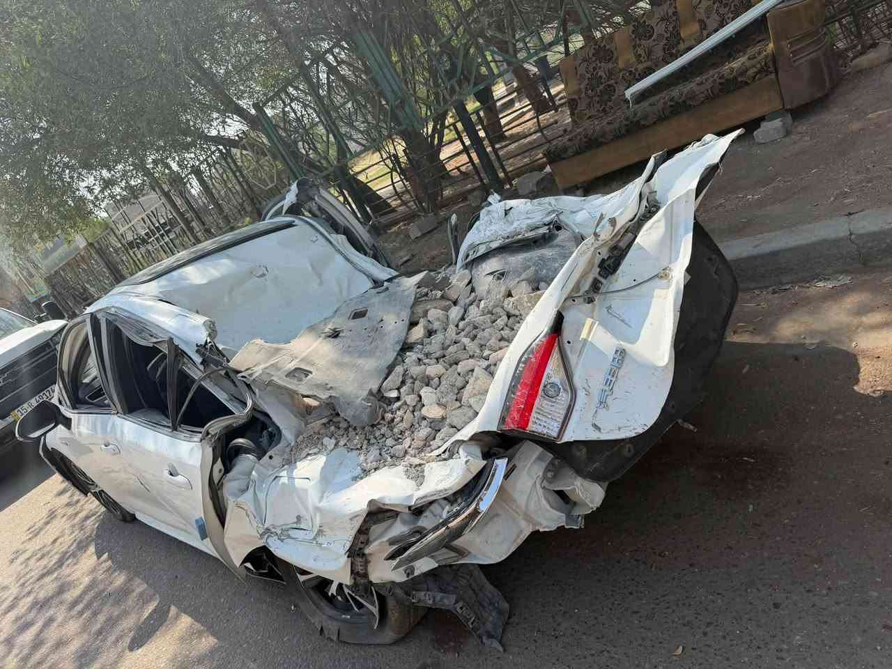 كورلا للبيع صيني هايبرد
محرك شغال كير ومنضومة مال هاي برد مابيها شي
شغالة وتبريد شغال
على حادثها
موديل 23
رقم بغداد
مكاني بغداد 
للستفسار
***********
