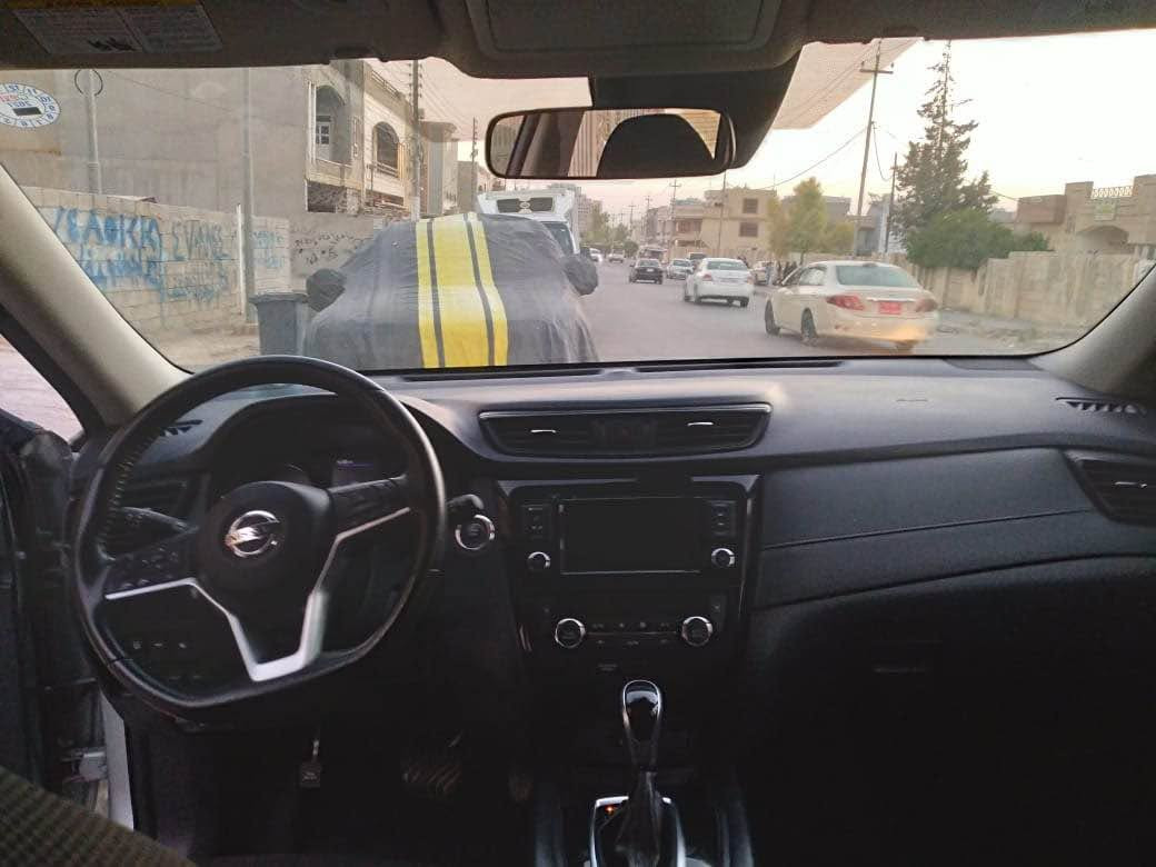 مواسەفات SV
سەیارەکە نمونەیە لە جوانی تەنها پێشەوەی تۆزێکی هەیە بەبێ ناو گرتن
سەنەوی و ژینگەو ڕێگاوبانی نوێکراوەتەوە تا 2031
نرخی145 وەرەقە
ژمارە تەلەفۆن: *********** أربيل, العراق
