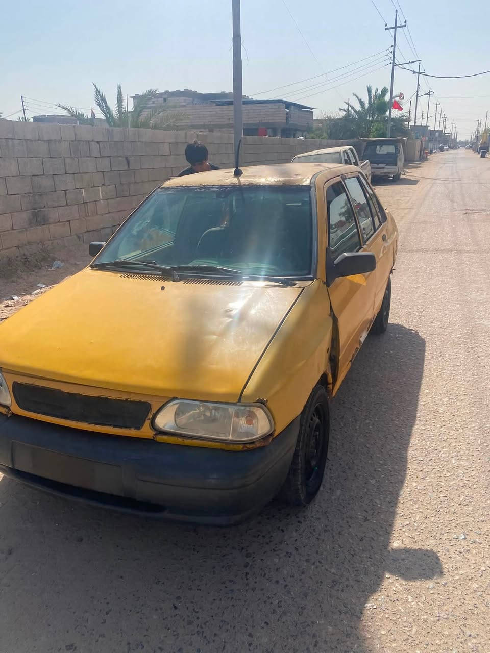 لبيع موديل ١٢رقمها حمر  مابيها راعي سعر٥ورقات وبيها مجال مكان البصره ابو الخصيب واتساب ***********
