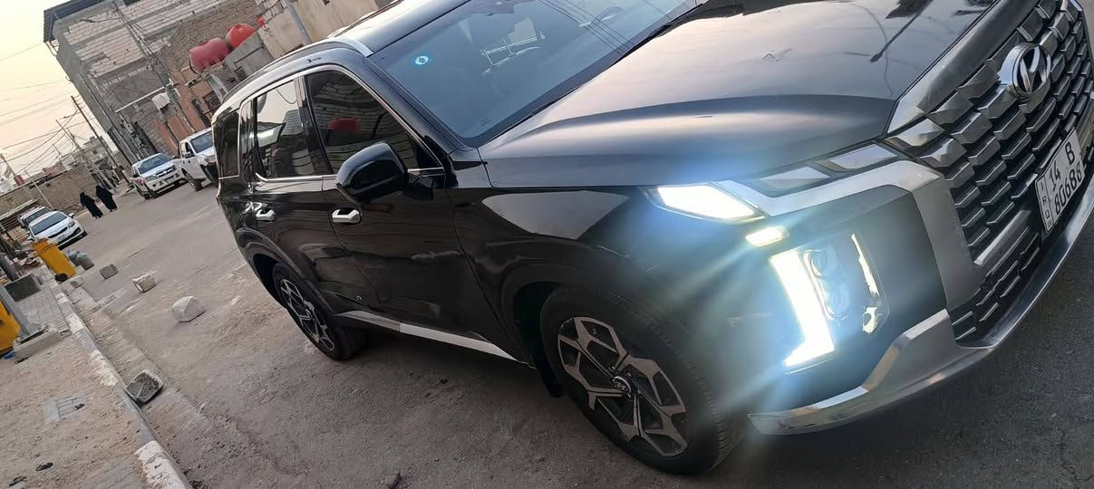 هونداي باليسيد 2024 فول مواصفات كلكرافي السيارة متضررة بيه صفحتين  رقم جديد سنوية 2031 السعر خاص او اتصال *********** مكان السيارة البصرة
