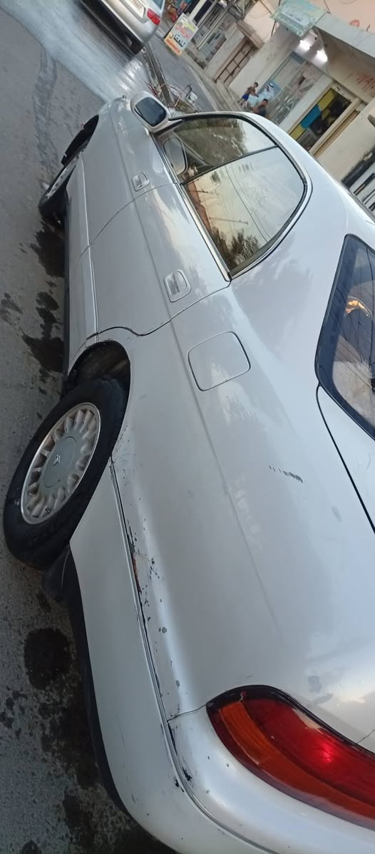 🪬بطه اللبيع متصل موديل93 رقم نينوى تحويل شرط مكينه وكير شرط حداديه تخم تاير جديد تبريد شغال دواخل جديده كهربائيات كلهه شغال السياره مال بيت السعر ٥٢🔒 الرقم📞 *********** المكان موصل جانب الأيمن حي الرفاعي🪬

