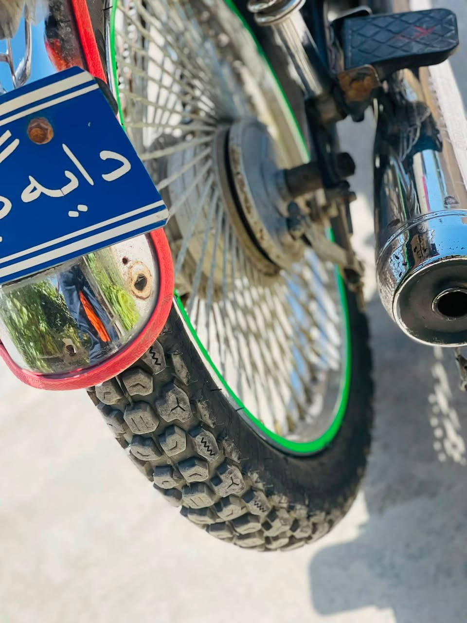سڵاوتان لێبێت ئەم ماتۆڕە بۆ فرۆشتن نامی پڕۆ2021 مەکینەی 150 5 گێڕ هەموگیانی بەشەرت تایەو ویلی لۆکە ساڵانسای لۆک نەرمە مەکینەی چرکەی نیە دوکەڵو رۆنداندو لەحیم بەشەرت بەس سایەقێکی ئەوێت سعری430مەجال شوێن سلێمانی ***********
