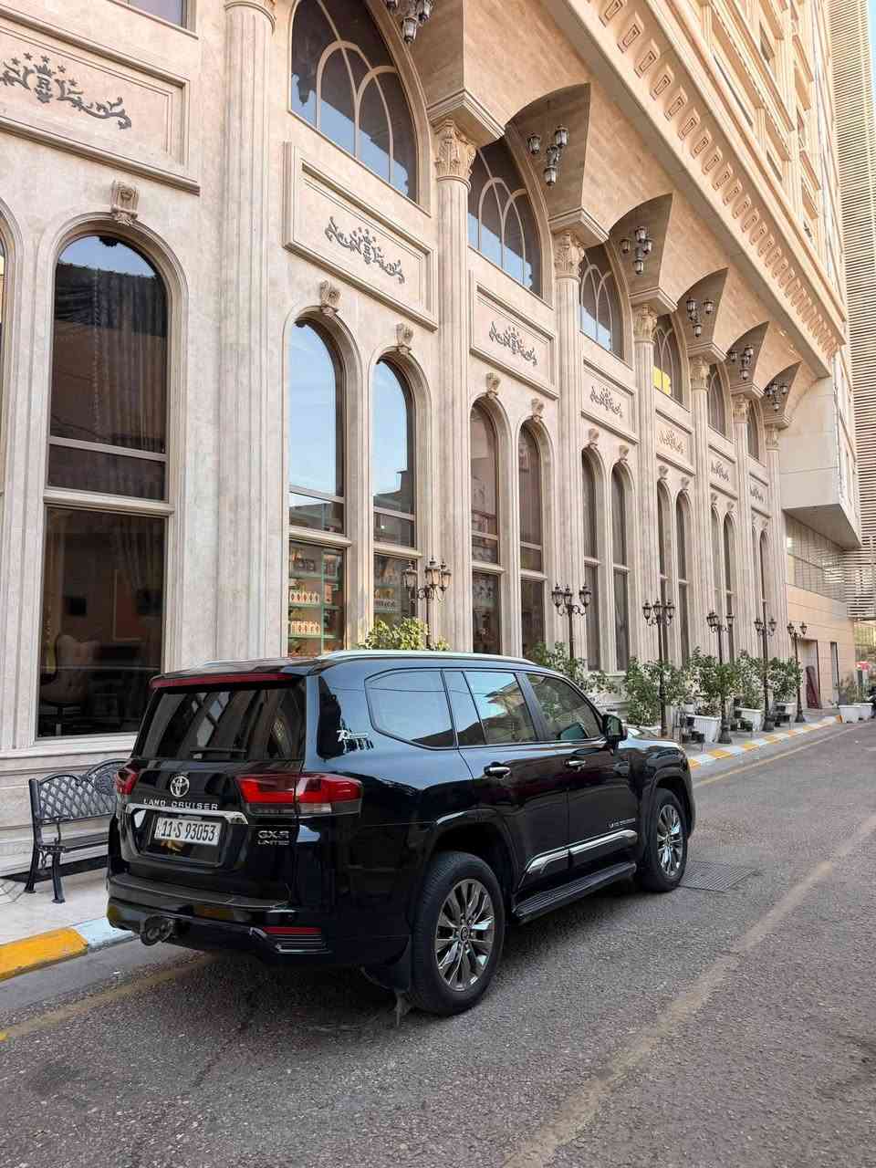 لاندكروزر 2022 ساز SAS
السيارة كفالة عامة 
ماشية 74 الف
المحرك 6 سلندر
مواصفات ال GXR كله
ثلاث شاشات وباقي المواصفات معروفة
الهاتف : ***********
