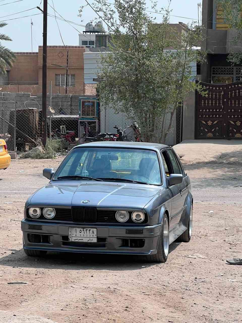 السلام عليكم اخوتي بي ام زعرة
معمره من الصفر عل شاصي مقاطعة بل تيك توك 

من الصفر يعني من الصفر كوله جديد كير مكينه صدر امامي خلفي دبلات امامي خلفي عوازل سمكره صبغ الوحيدة بل عراق وايد بدي  شفت رياضي كير جاتريك نمرة قصيرة  نقصه بس تبريد. الاكسل رون عالي رقم ديالى مشروع وطني اي غرامة ماعليه سنوية ساقطة 2025 
تحويل موجود السيارة نقصه دوشمة فقط 
سيارة اتخبل نصبه وشلعة كهربائيات  ويالة جدد تايرات جدد انارة داخليه زنون عالي ناصي كشنات  ميماتي حركات  شغاله كامله مال جناي تجي وشوفه بعينك متعوب عليه ومصروف عليه 
 موقع السيارة ديالى بعقوبة هاذ رقمي *********** 

السيارة معروضة ب٥٥ 💵
