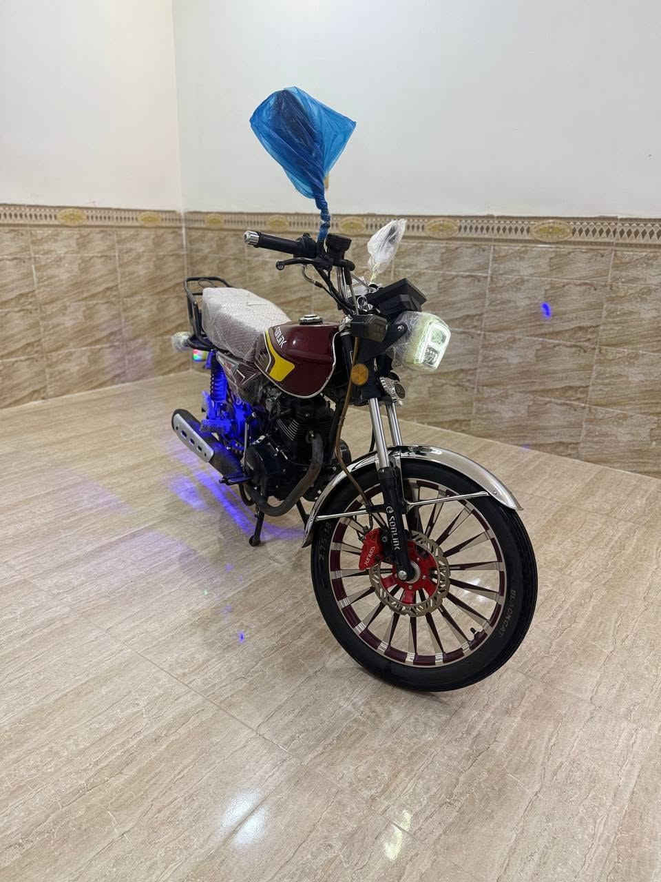 مرخصت الادمن
سونك 2025 

محرك جواكيج 200 

كهربئيات وشاير كله شغاله✅

وياله موس دبلات كله شغال ✅

محرك شرط ما محطوط عليه صبانه ✅

صالنصه بلاديه ✅

دراجه مامتعوبه خلاص شرط الشلعه ومعدل 

دراجه مال جناي تاخذه ربع ماتصرف عليه تضل عمر وياك 

منفيس اسويلك مكاتبه اكفلك سرقه وكلشي

شرط جيب الف مصلح تفحص 

سعر 850 وبيه مجال للشراي قليل كلش 

مكاني الرمادي الخمسه كيلو 

اتصال او واتساب ***********
