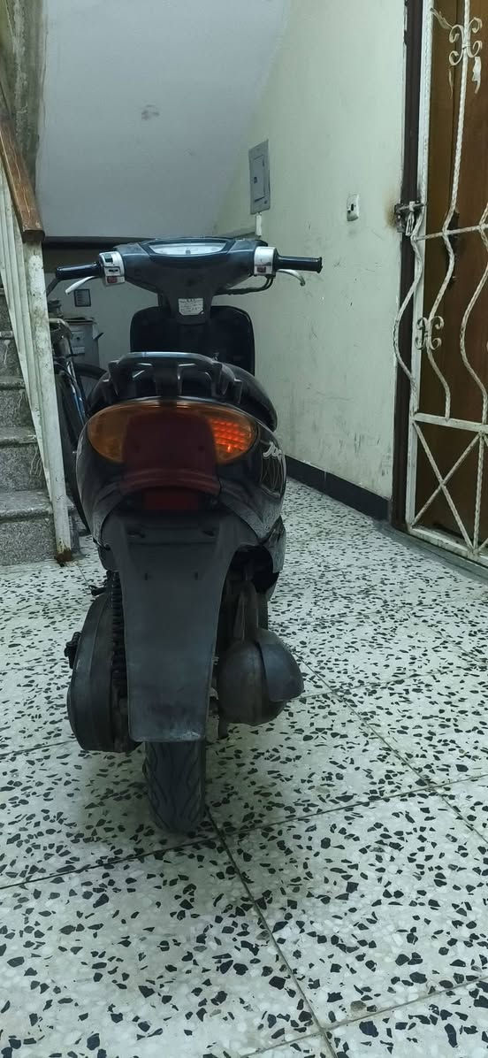 سلام  عليكم دراجه عصفوريه للبيع السعر 600 وبيه مجال 
الرقم :***********
