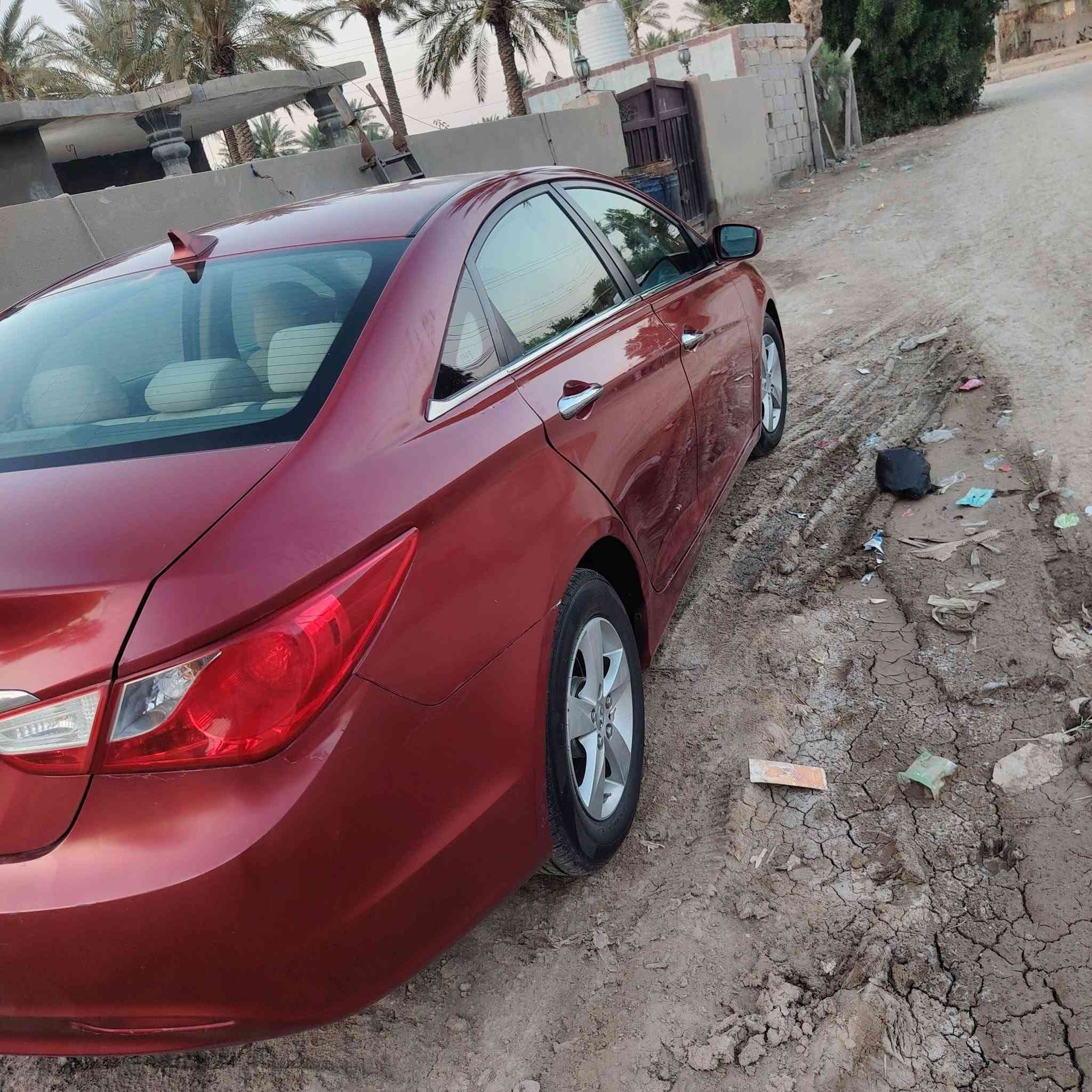 السلام عليكم سوناتا للبيع 2011 رقم واسط بسمي تحويل ثاني يوم السياره امريكي امبدل بيه بابين يعني ابيعك صفحه حادثه جاملغ خلفي بدون دواخل  السعر 87 وبيه مجال للتصال *********** السونار موجود بلمنشور
