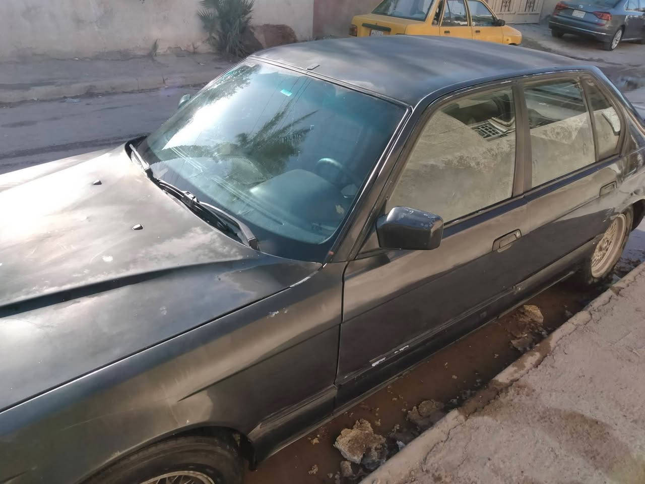 سيارة BMW 735 موديل 92 محرك و كير مكفولات تبريد شغال ثلج سعر 38 ورقه وبيها مجال
رقم بغداد الماني ... مكانها بغداد
واتساب 
***********
