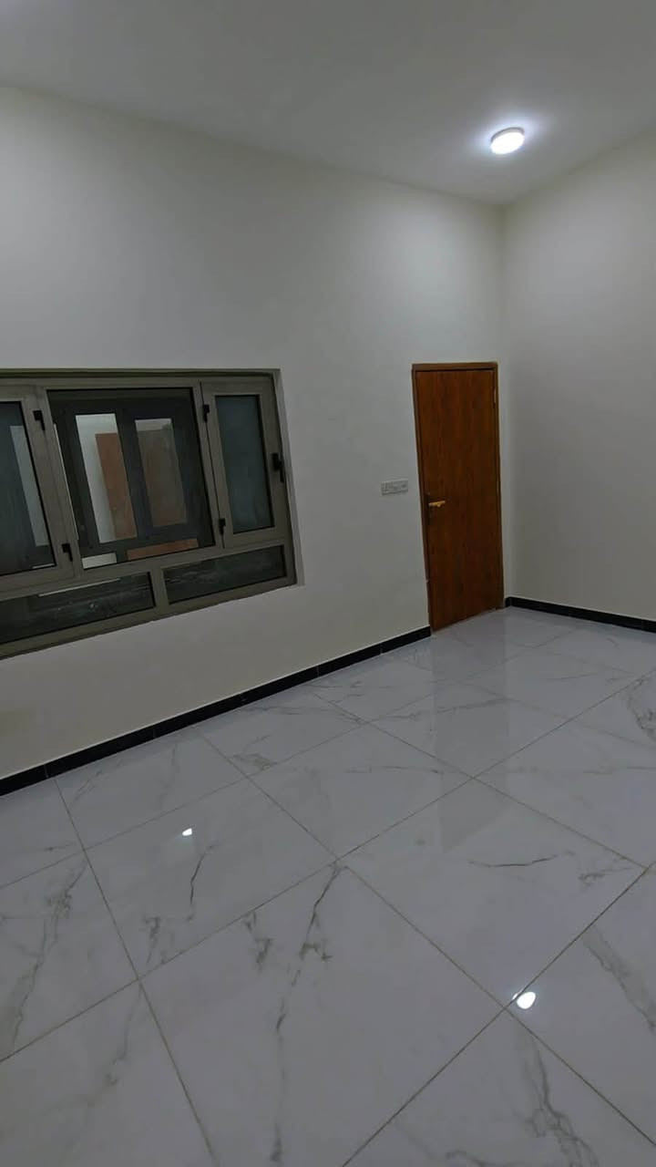 مشتمل ارضي مودرن للأيجار 
تصلح لسكن العوائل 
العنوان :الجبيله📍
المساحه :100م 
المحتويات :  غرفتين منام + صاله + مطبخ + صحيات 
-زيرو غير مسكونه سابقا-

الأيجار :750 قابل للتفاوض بشكل بسيط🔴
للتواصل :
***********
***********
