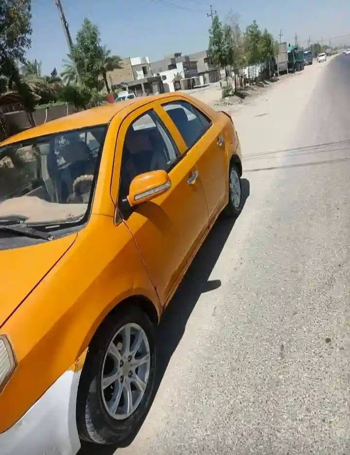 سلام عليكم  البيع جيلي موبل موديل ١١ مصفره 
هيئا اوغرامات رقم انكليزي كامله تحويل ثاني يوم مكينه اوكير  جديدة سعر ٢٥
***********
